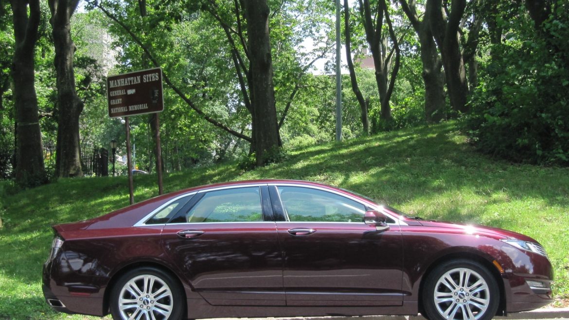 2013-lincoln-mkz_100430521