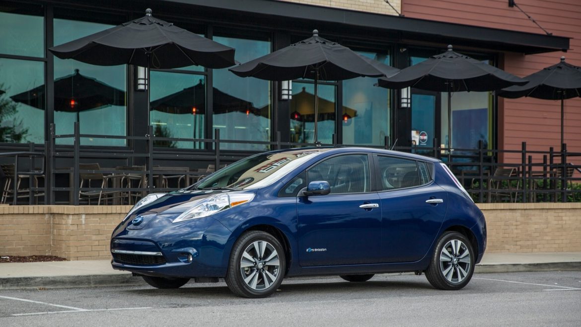 2016-nissan-leaf_100527037