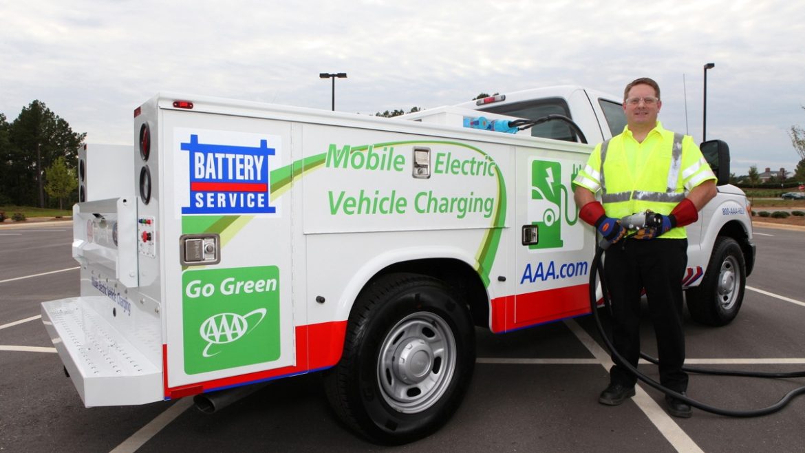 aaas-mobile-electric-vehicle-charging-truck-image-aaa_100356569